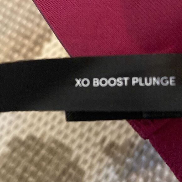 Torrid bra XO boost plunge bra size 40DD - Picture 5 of 5